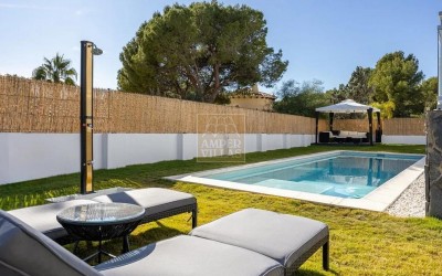 Preciosa villa moderna todo en una planta.